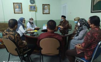 Bawaslu Kota Bekasi Ajak Institut Bisnis Muhammadiyah Bekasi Bangun Kerjasama