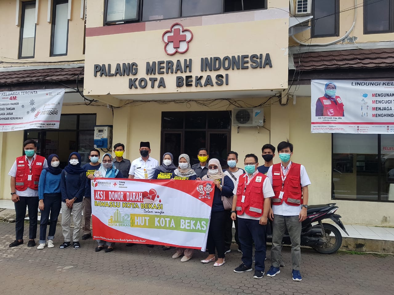 Bawaslu Gelar Aksi Donor Dalam Rangka HUT Kota Bekasi Ke 24