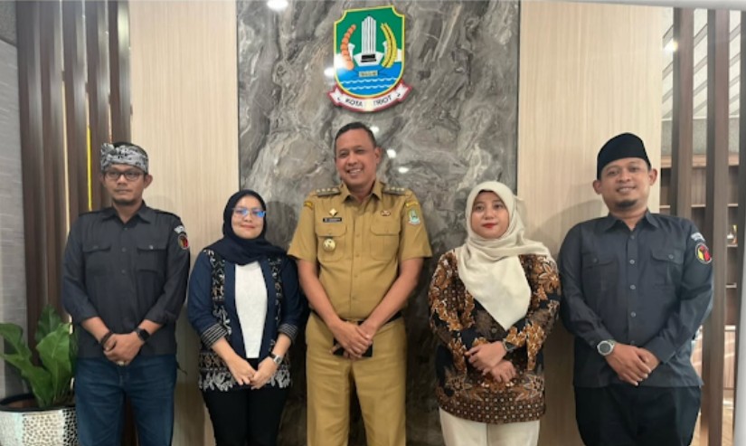 Bawaslu Kota Bekasi melakukan silaturahmi ke Kantor Walikota Bekasi