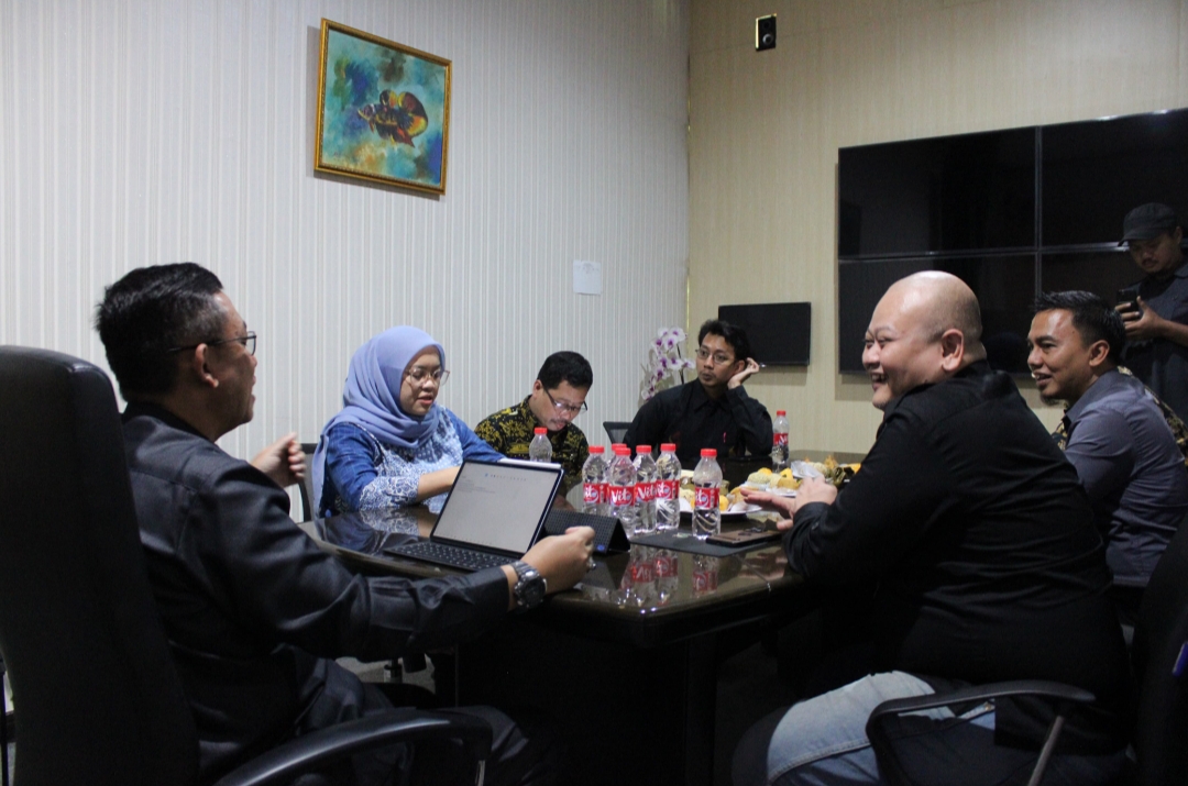 Perkuat Sinergi, Bawaslu Kota Bekasi dan Disdukcapil Gelar Koordinasi Pemutakhiran DPB