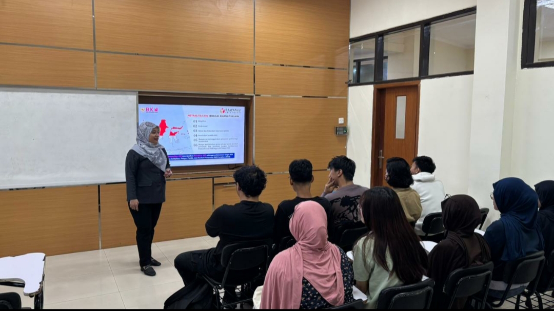 Bawaslu Kota Bekasi Dorong Penguatan Literasi Kepemiluan di Kampus Universitas Pasundan Bandung
