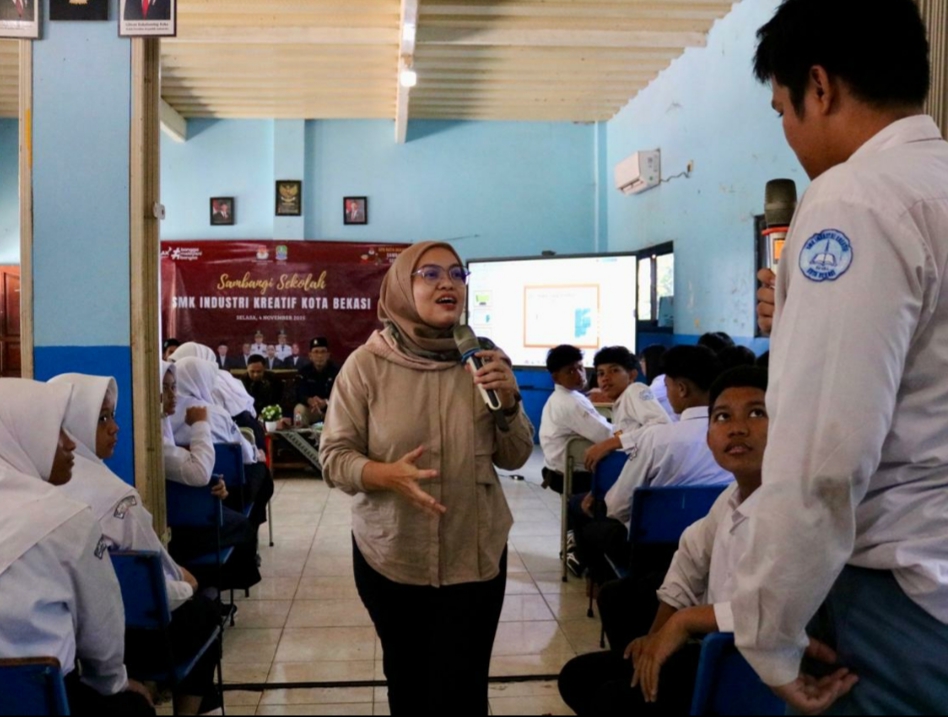Choirunnisa Marzoeki saat menjadi narasumber 