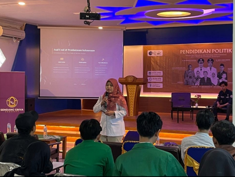 Ketua Bawaslu Kota Bekasi Jadi Narasumber Pendidikan Politik BEM IBM Bekasi 2025