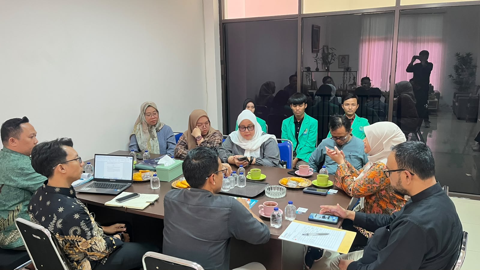 Audiensi Bawaslu Kota Bekasi dan Institut STIAMI.