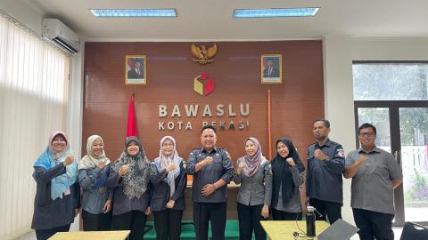 PASTIKAN KESIAPAN SATKER BARU, BAWASLU RI LAKUKAN ASISTENSI KEUANGAN DAN BARANG MILIK NEGARA DI BAWASLU KOTA BEKASI