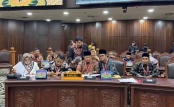 Kota Bekasi hadir sebagai pihak pemberi keterangan dalam sidang perdana perkara sengketa Perselisihan Hasil Pemilihan (PHP) Wali Kota dan Wakil Wali Kota Bekasi Tahun 2024