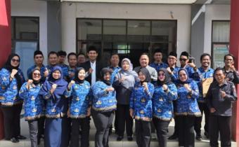 Upacara Peringatan Hari Pahlawan 