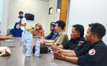 Bawaslu Kota Bekasi saat sambangi kantor DPD Partai NasDem 
